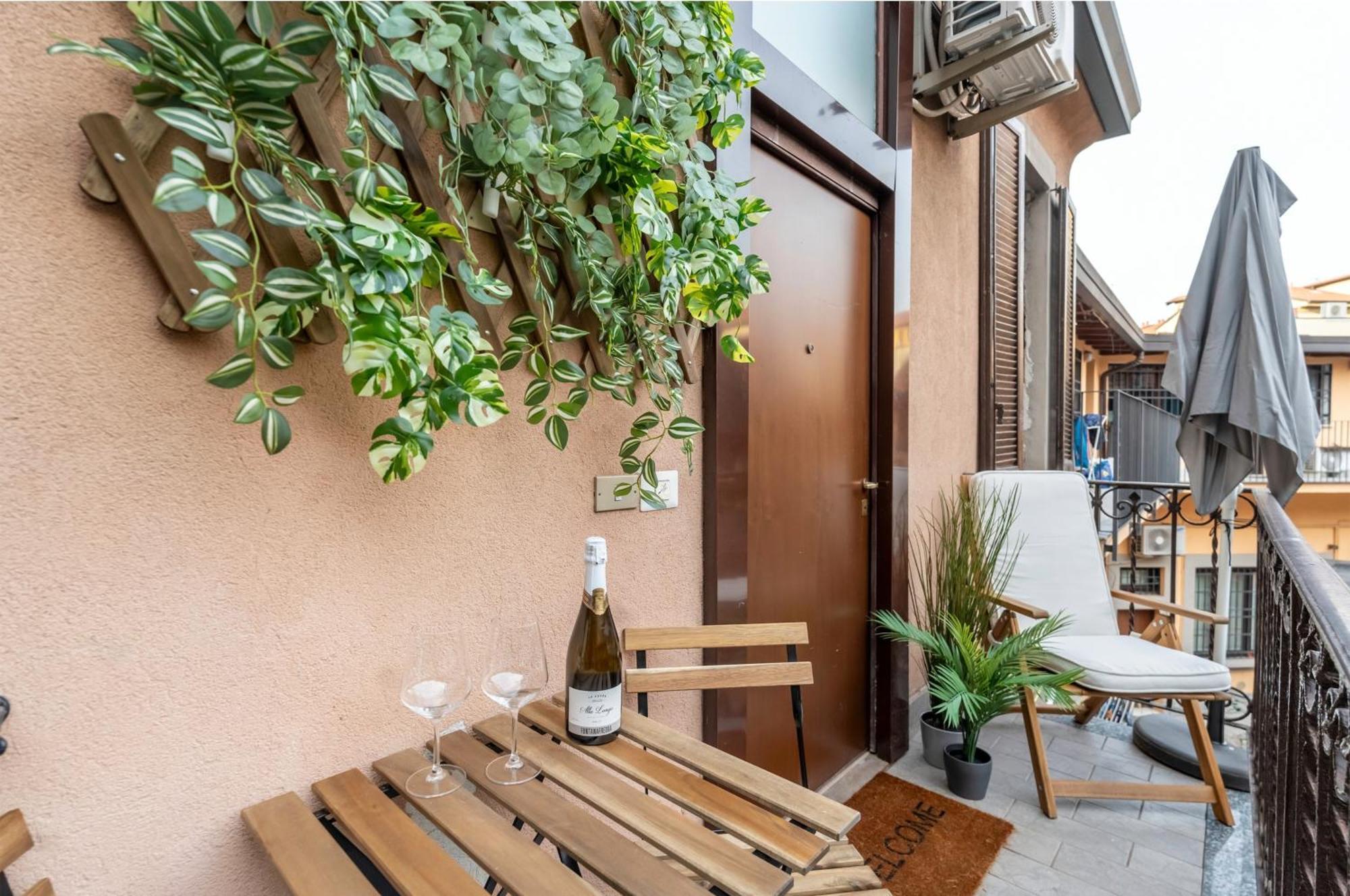 ミラノLoft Chic In Isola - Silenzioso E Ben Collegatoアパートメント エクステリア 写真